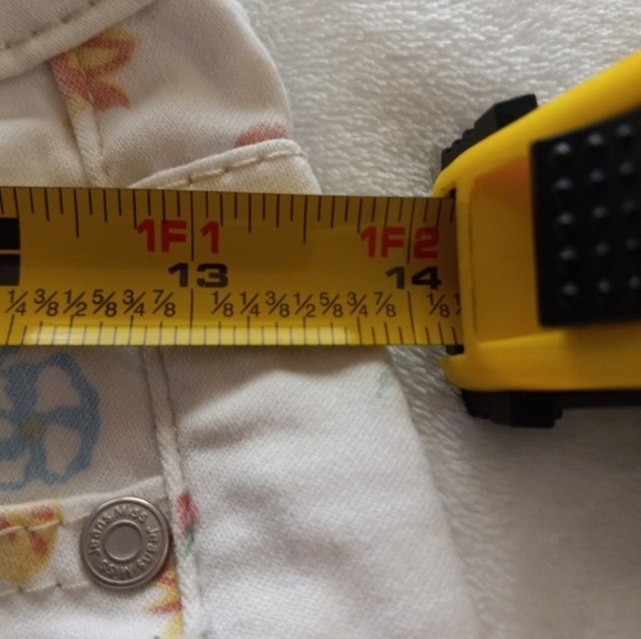 MISS JEANS WHITE FLORAL SHORTS. GIRLS SIZE 8. - Picture 4 of 8